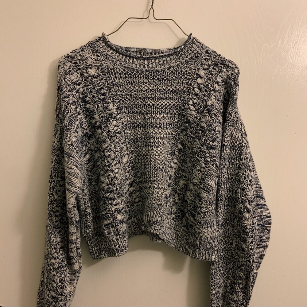 F21 Cropped Cozy Sweater - S